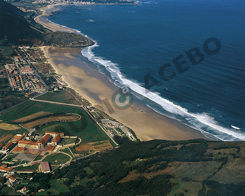<p>Foto: © Libro de Playas de Claudio Acebo</p>