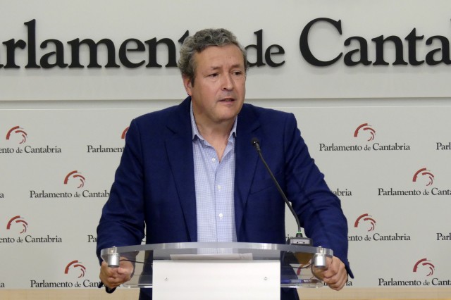 El PP culpa a Costas del cierre de seis playas en Cantabria y pide a Casares que act�e