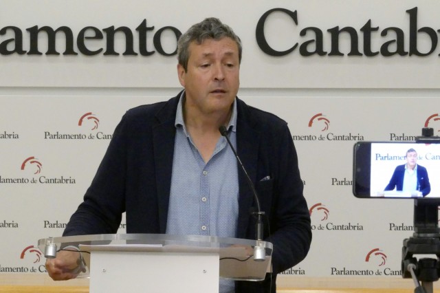 "La legislatura de Snchez se muere y los compromisos con Cantabria estn sin cumplir"